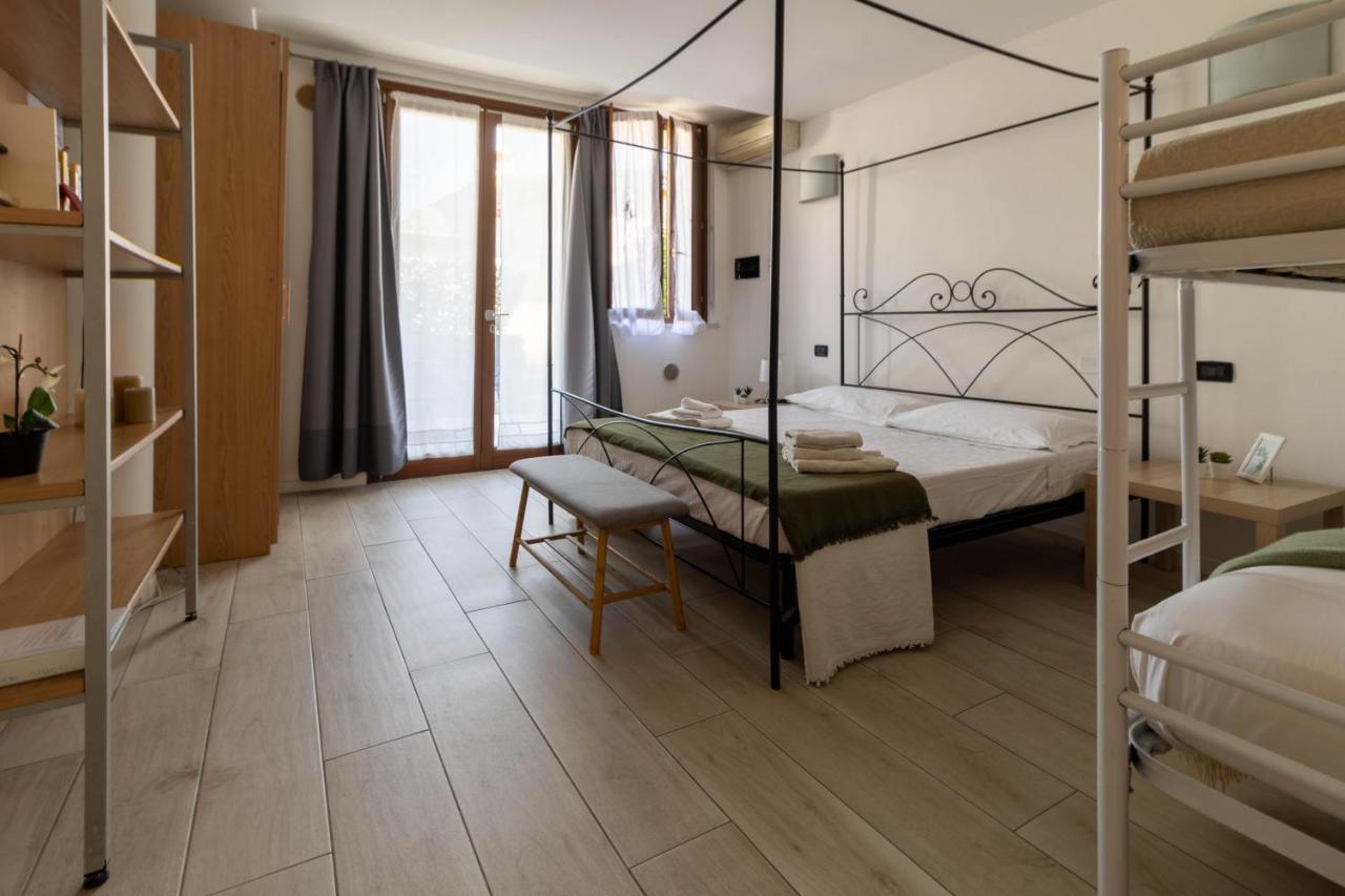 Manu Le Vele Casa Vacanze Desenzano del Garda Exteriör bild